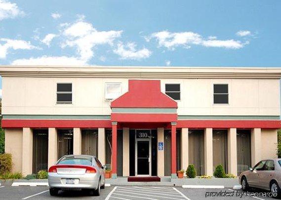 Econo Lodge Stewart International Airport New Windsor Exterior photo